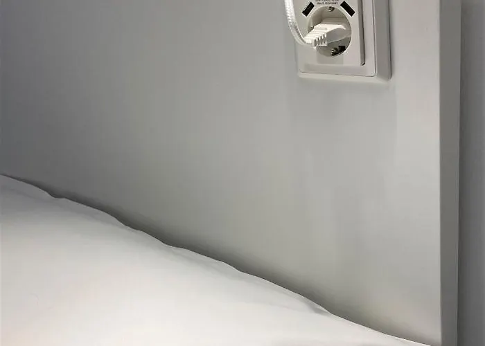 Carillon By Bestchoice - Old - Self Check-in With Parking Option Appartement Graz