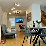 Apartmán Carillon By Bestchoice - Old - Self Check-in With Parking Option *