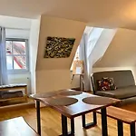 Carillon By Bestchoice - Old - Self Check-in With Parking Option Apartmán Štýrský Hradec