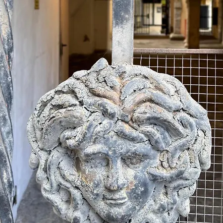 Carillon By Bestchoice - Old - Self Check-in With Parking Option Apartmán Štýrský Hradec