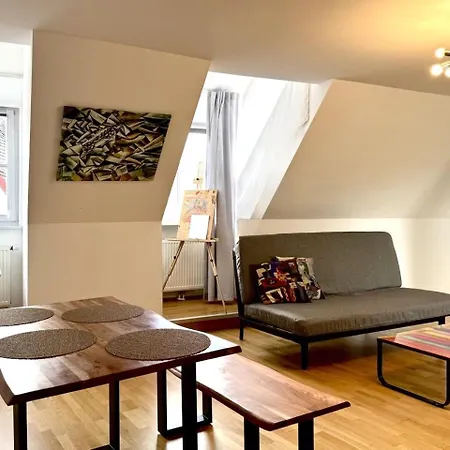 Apartmán Carillon By Bestchoice - Old - Self Check-in With Parking Option