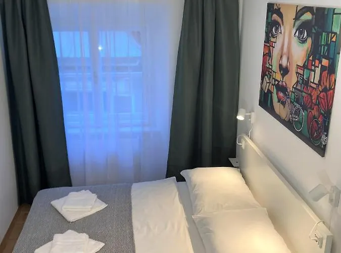 Carillon By Bestchoice - Old - Self Check-in With Parking Option * Štýrský Hradec