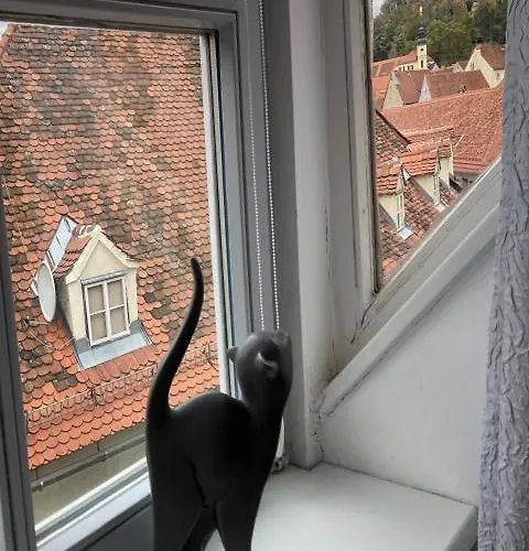 Апартаменти Carillon By Bestchoice - Old - Self Check-in With Parking Option Грац